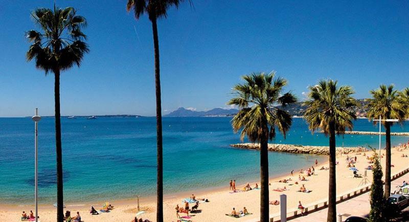 Juan Plage Luaran gambar